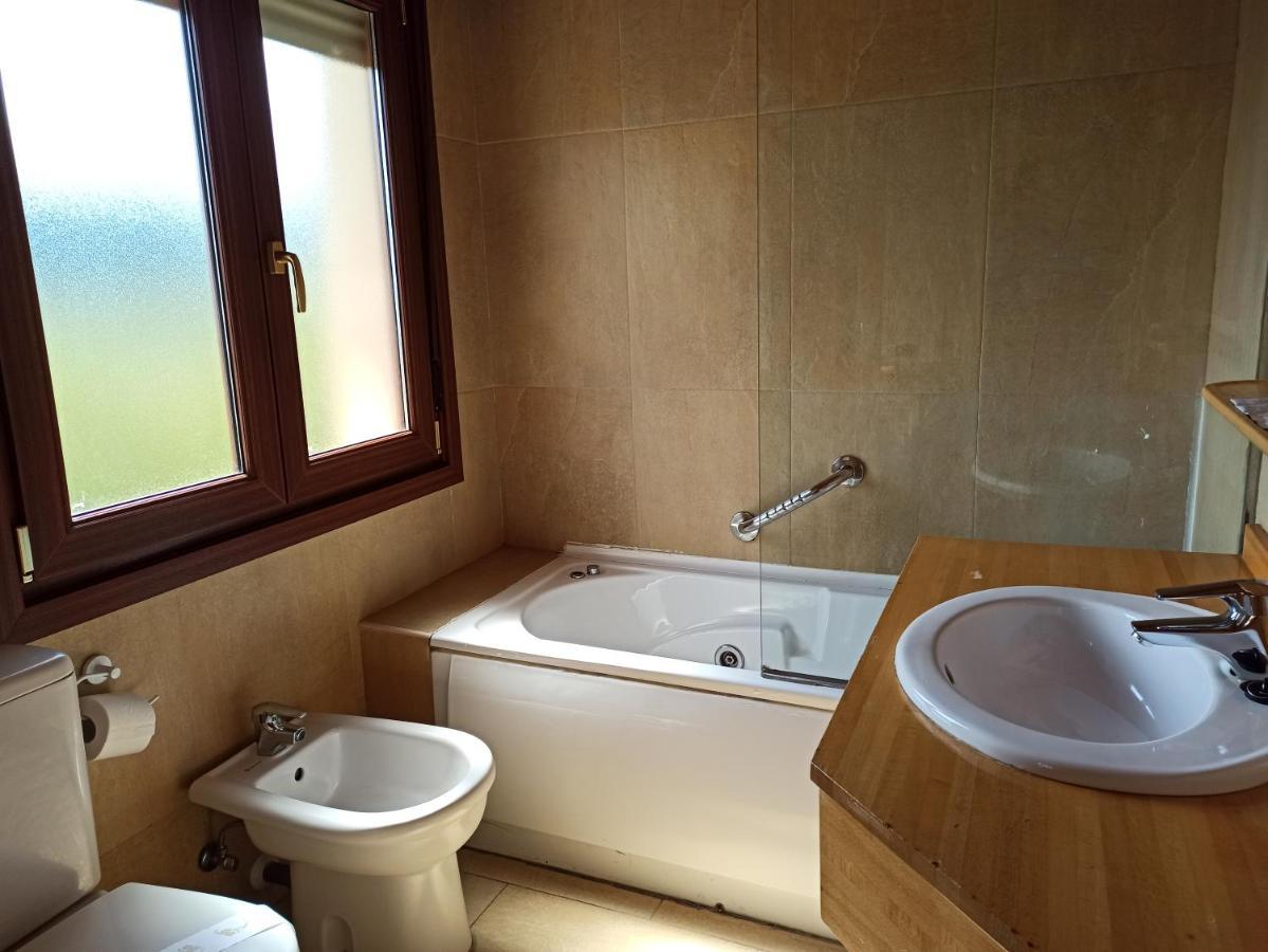 Hotel Гуэньес Экстерьер фото